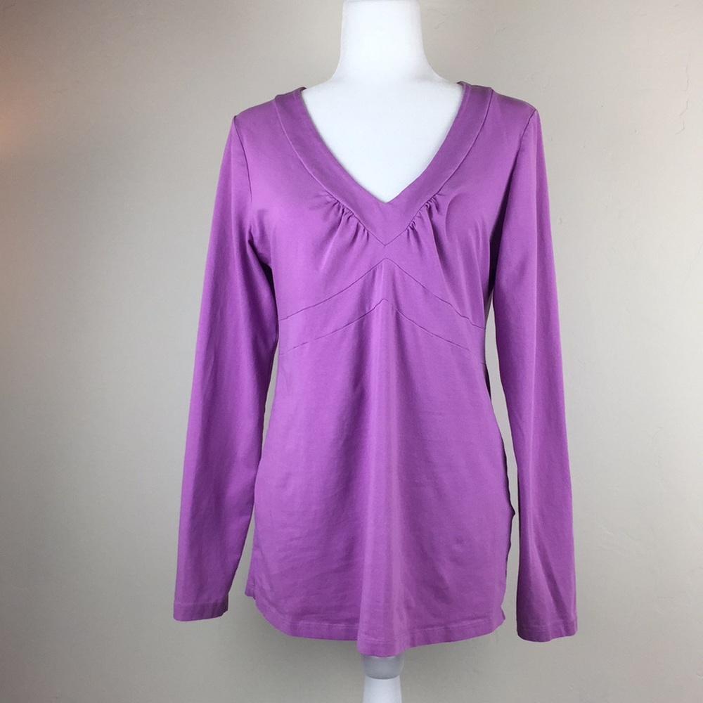 Lavender Athleta long sleeved top